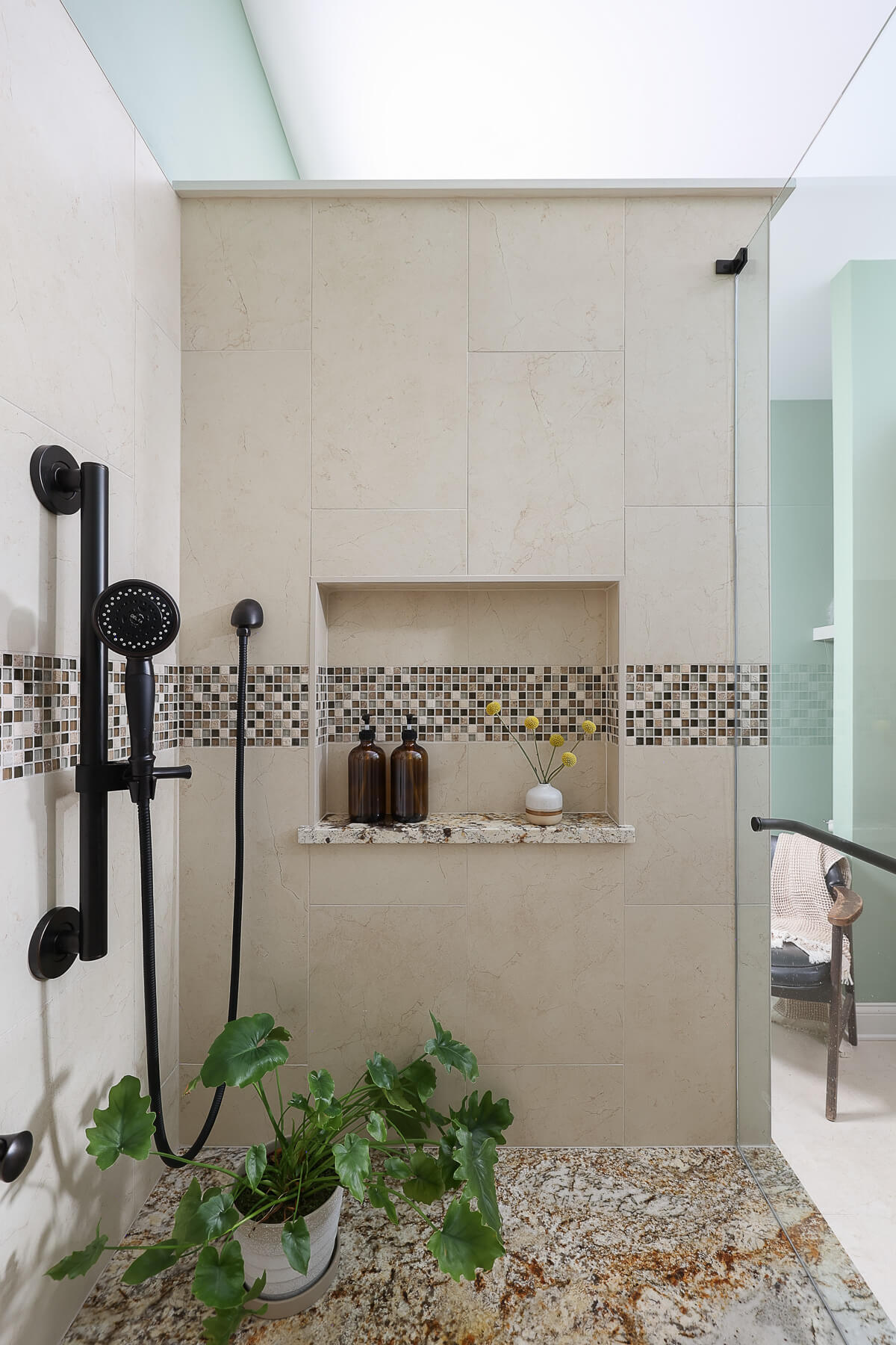 013 10614 Jimson St Internet